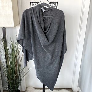 Jigsaw Italian Cashmere & Wool Gray Poncho